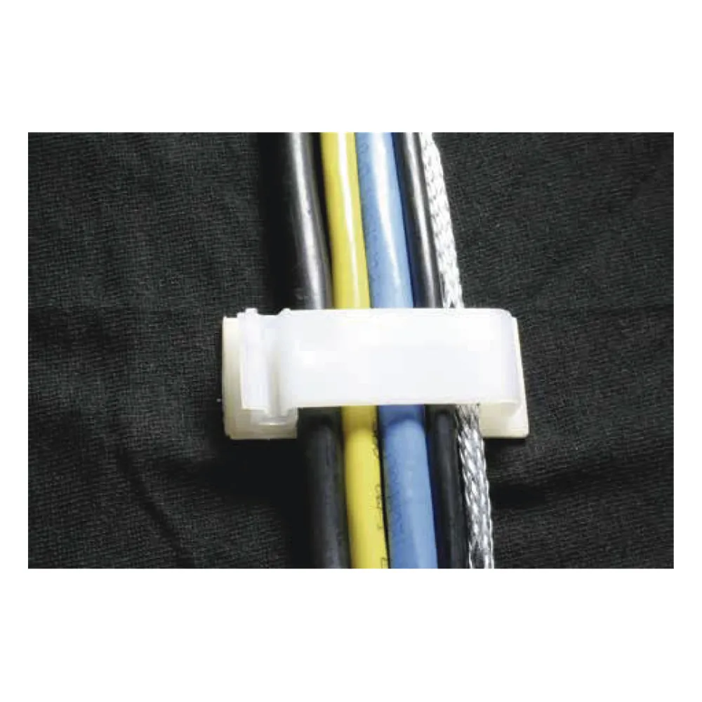 Clip Organizador de Cables Auto-Adherible Diseñado Para Sujetar y Organizar Cables Sin Necesidad de Perforar Muros, Paquete con 5 Piezas, (3501-01001) – vista 5