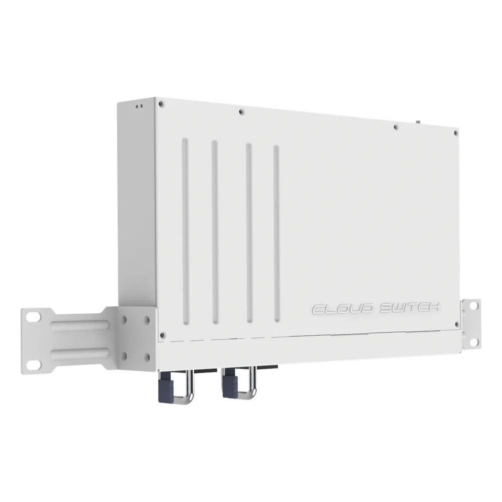 Cloud Router Switch 504-4XQ-IN – vista 6