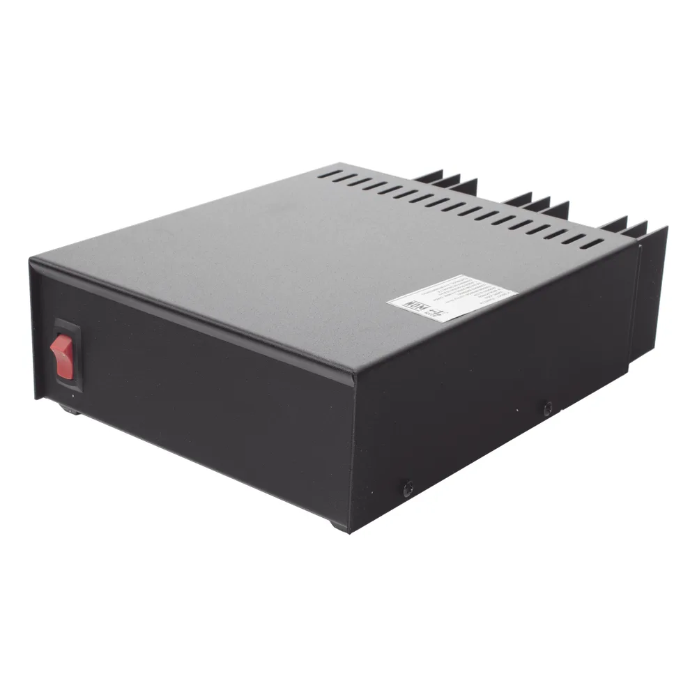 Fuente de poder  LinealRegulada Astron | Salidas:13.8Vcc, 11A – vista 4