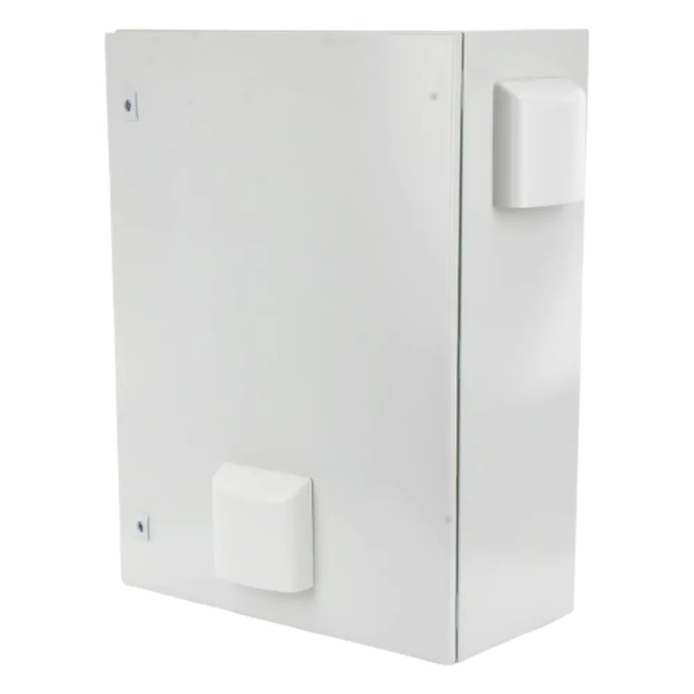 Gabinete Ventilado de Acero IP55 Uso en Exterior (600 x 800 x 300 mm) con Placa Trasera Interior Metálica y Compuerta Inferior Atornillable. Incluye Ventilador, Ventilas, filtros, Chapas y Llave T. – vista 4